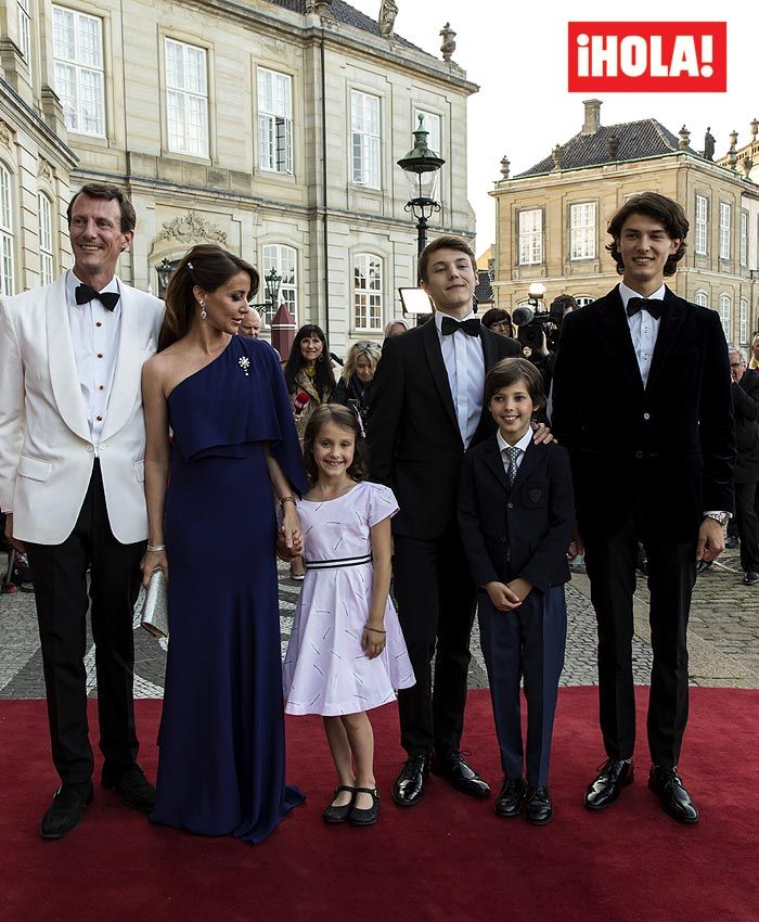 La primera foto de Federico y Mary de Dinamarca tras su precipitada vuelta de Suiza