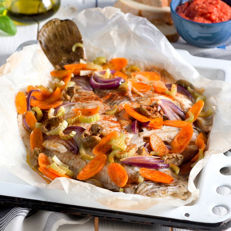 Rodaballo en papillote con verduras
