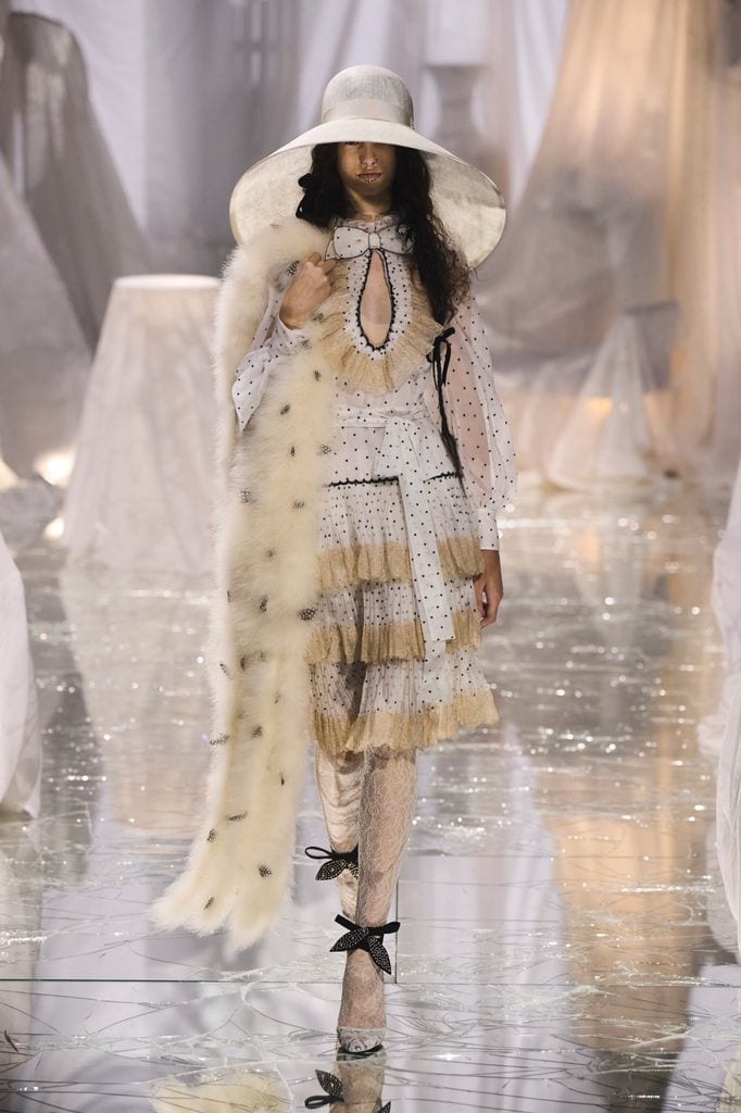 Paris Fashion Week: Valentino Primavera/Verano 2025