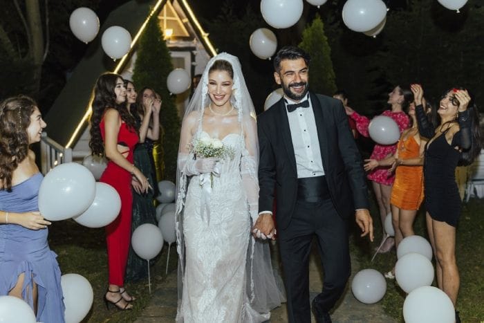 La romántica boda de Rüzgar Aksoy y Yasemin Sancaklı desde la lente de Hakan Akman