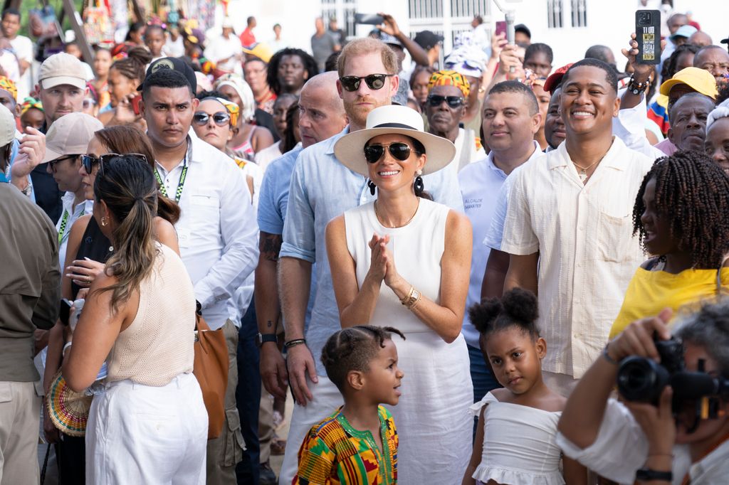 Harry de Inglaterra y Megan Markle. Colombia