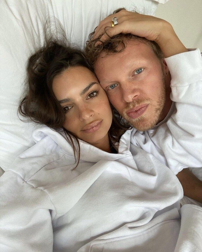 Emily Ratajkowski y Sebastian Bear-McClard