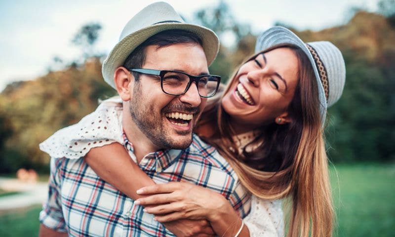 pareja gorro