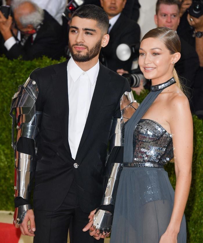 Gigi Hadid y Zayn Malik podrían haber retomado su relación. El padre de la modelo asegura que siguen juntos, tal y como ha publicado TMZ
