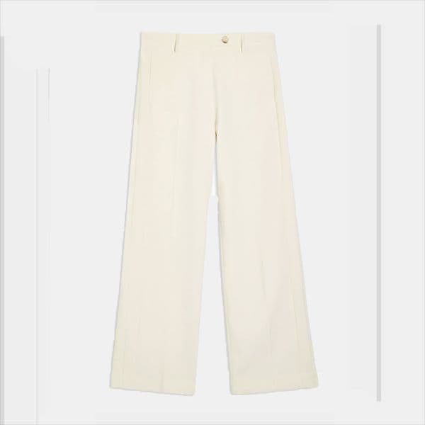 pantalones crema