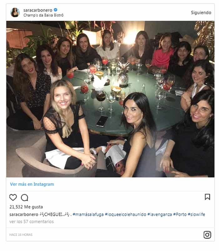 Sara Carbonero, de cena con sus amigas de Oporto