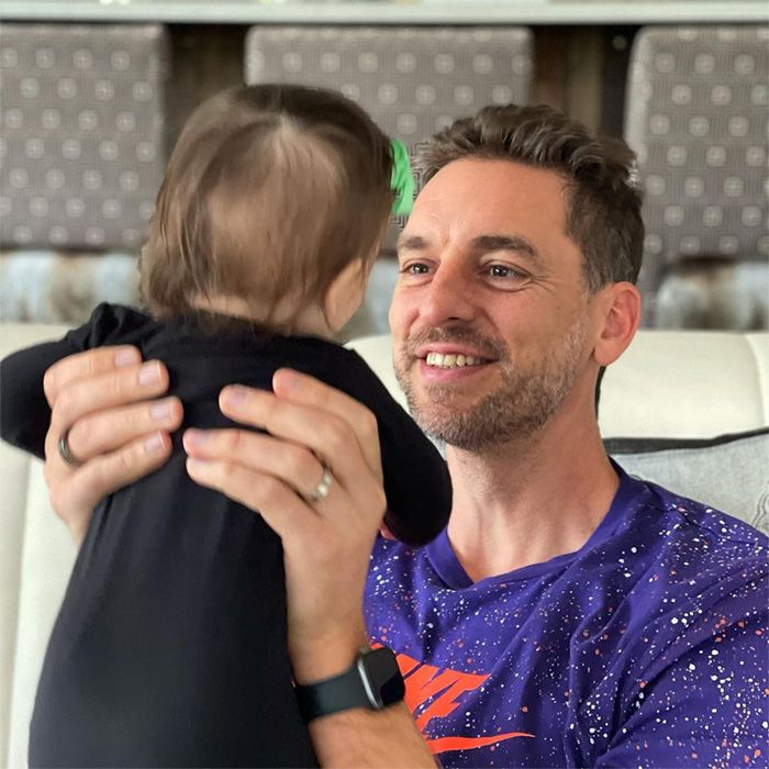 Pau Gasol y su hija