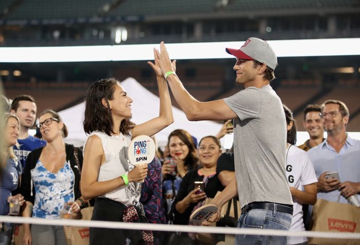 Ashton Kutcher y Mila Kunis desmienten rumores de crisis