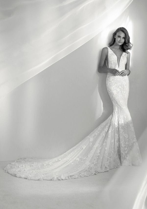 pronovias_tendencias_plunging_3a