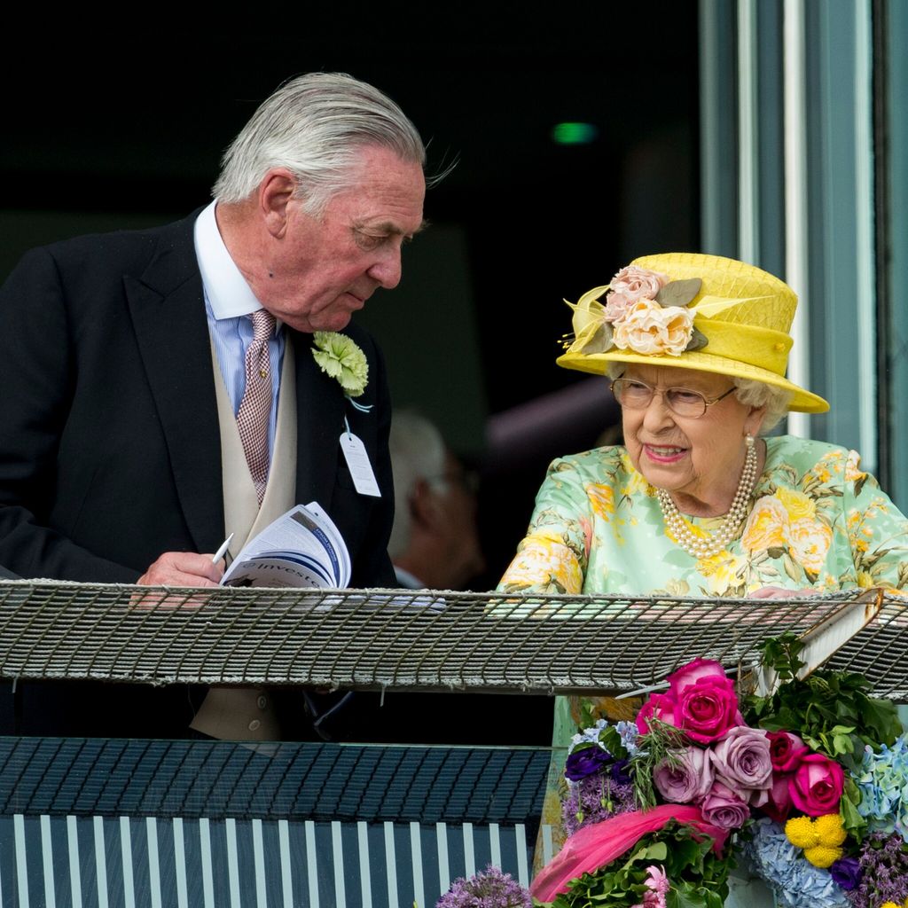 Reina Isabel con Lord Samuel Vestey