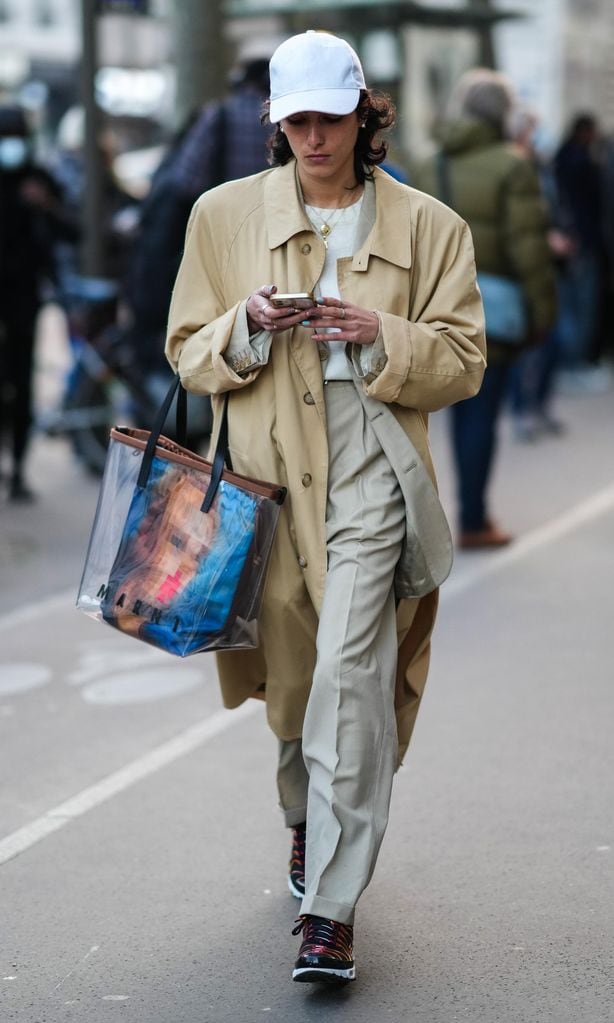 Street Style Day One - Paris Fashion Week - Menswear F/W 2022-2023
