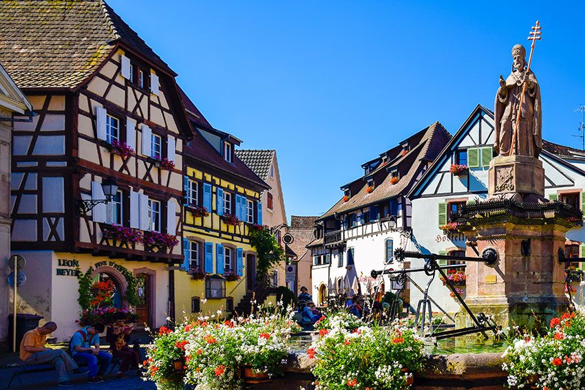 francia-alsacia-Eguisheim-fuentes