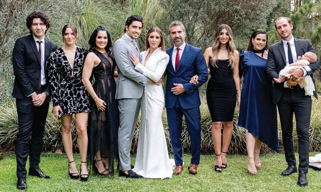 Boda de Álex Fernández y Alexia Hernández. HOLA MX