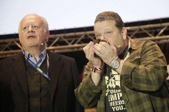 El actor Juan Echanove y el televisivo chef Alberto Chicote animaron la tradicional subasta de la trufa que tiene lugar cada año en 'Madrid Fusión'. 