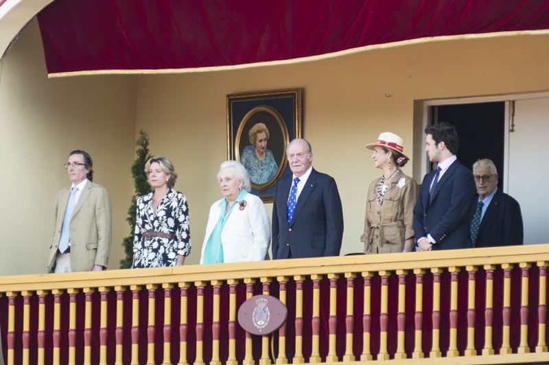 Infanta Pilar con la Familia Real