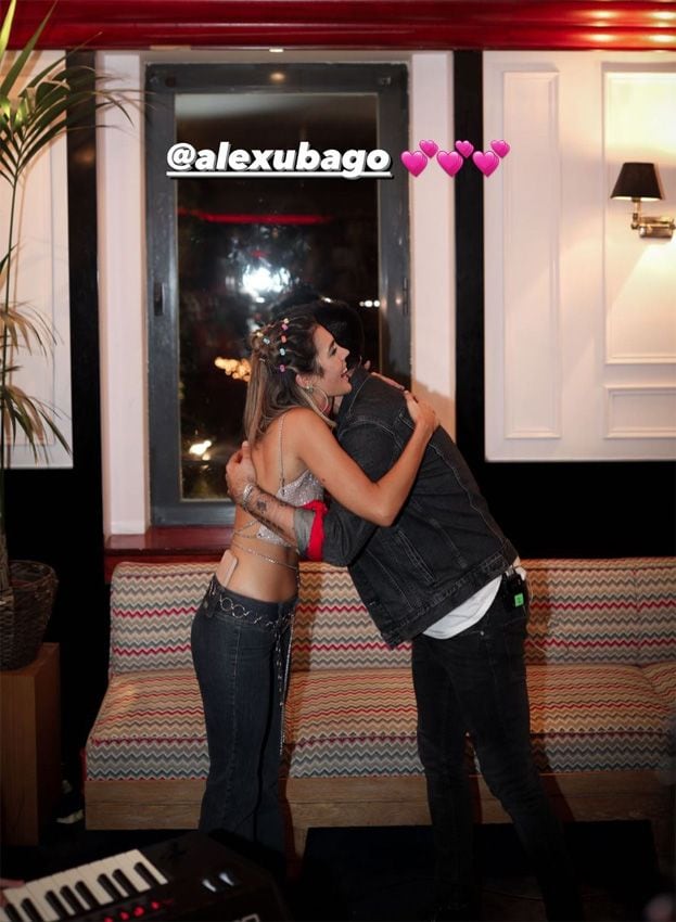 Álex Ubago sorprende a Anna Ferrer en su cumpleaños