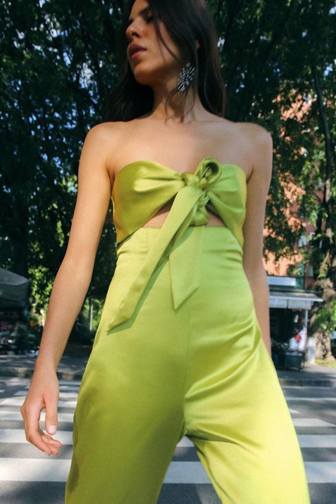 zara mono satinado verde palabra honor