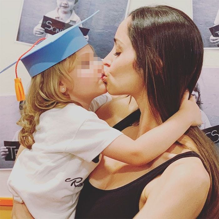 Lorena Van Heerde con su hija