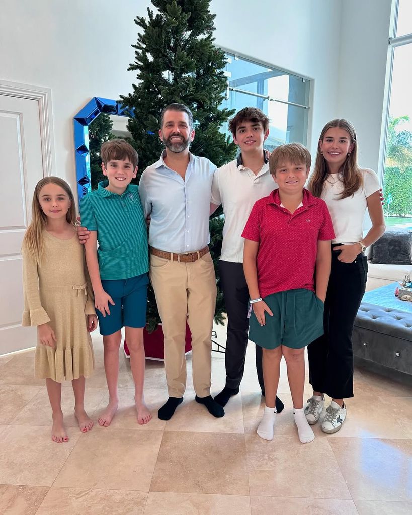 Donald Trump Junior con sus cinco hijos. De izquierda a derecha: Chloe, Spencer, Donald John, Tristan y Kai