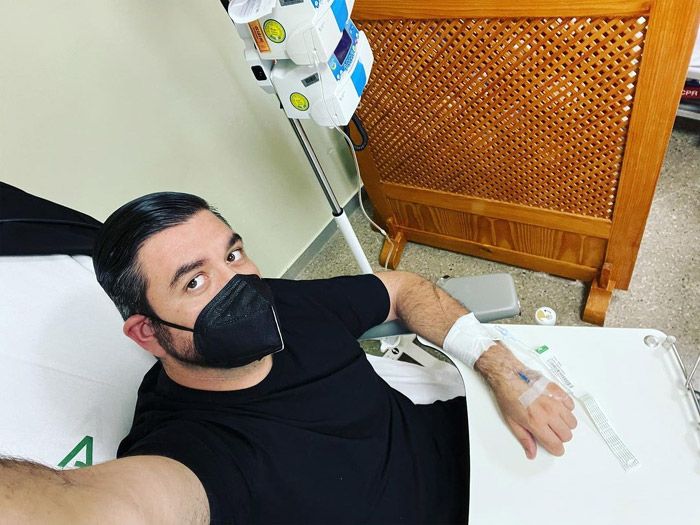 Manu Sánchez en el hospital