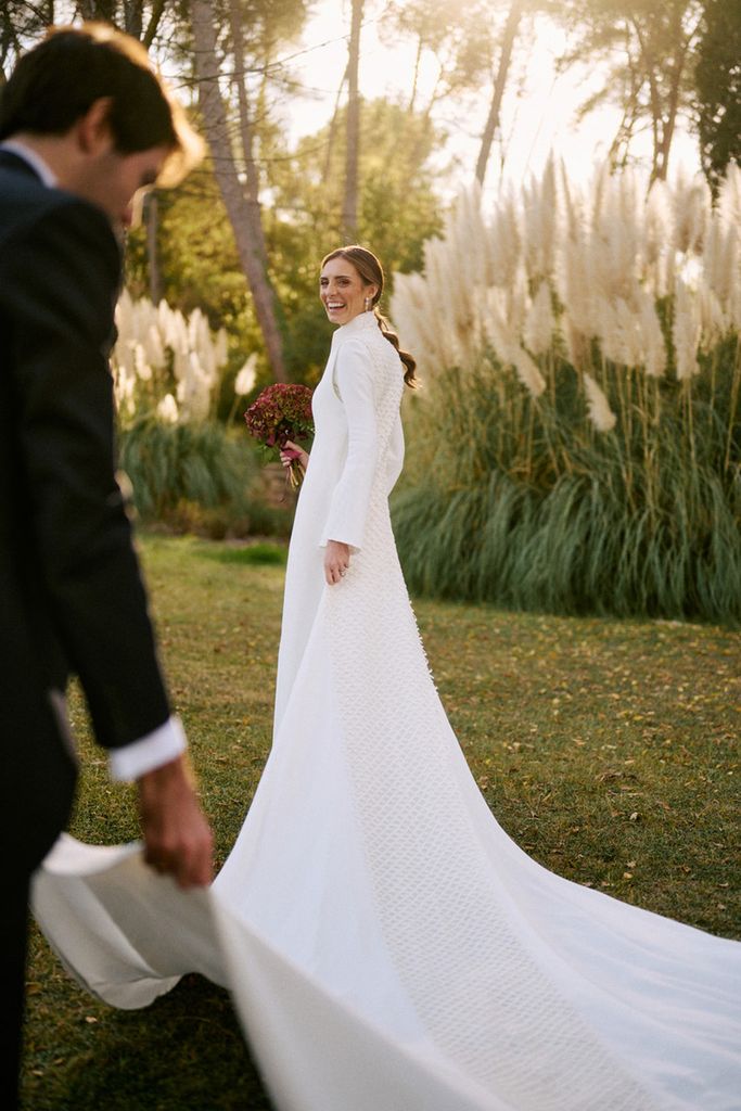 Bea la novia del vestido desmontable con chaleco de Navascues que se caso en Barcelona