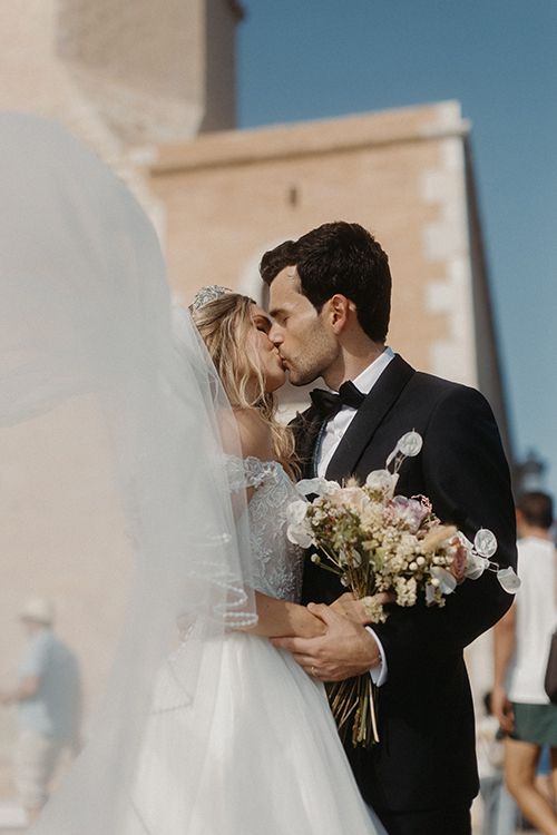 Vestido de novia romántico