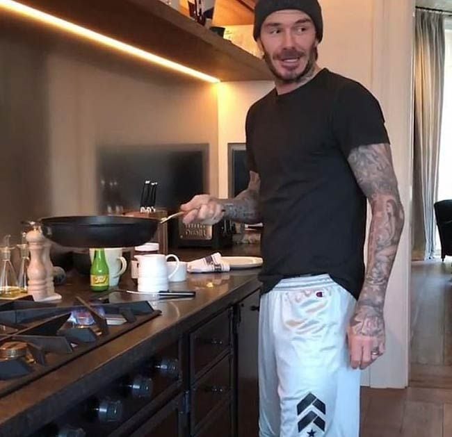 David Beckham prepara pizza