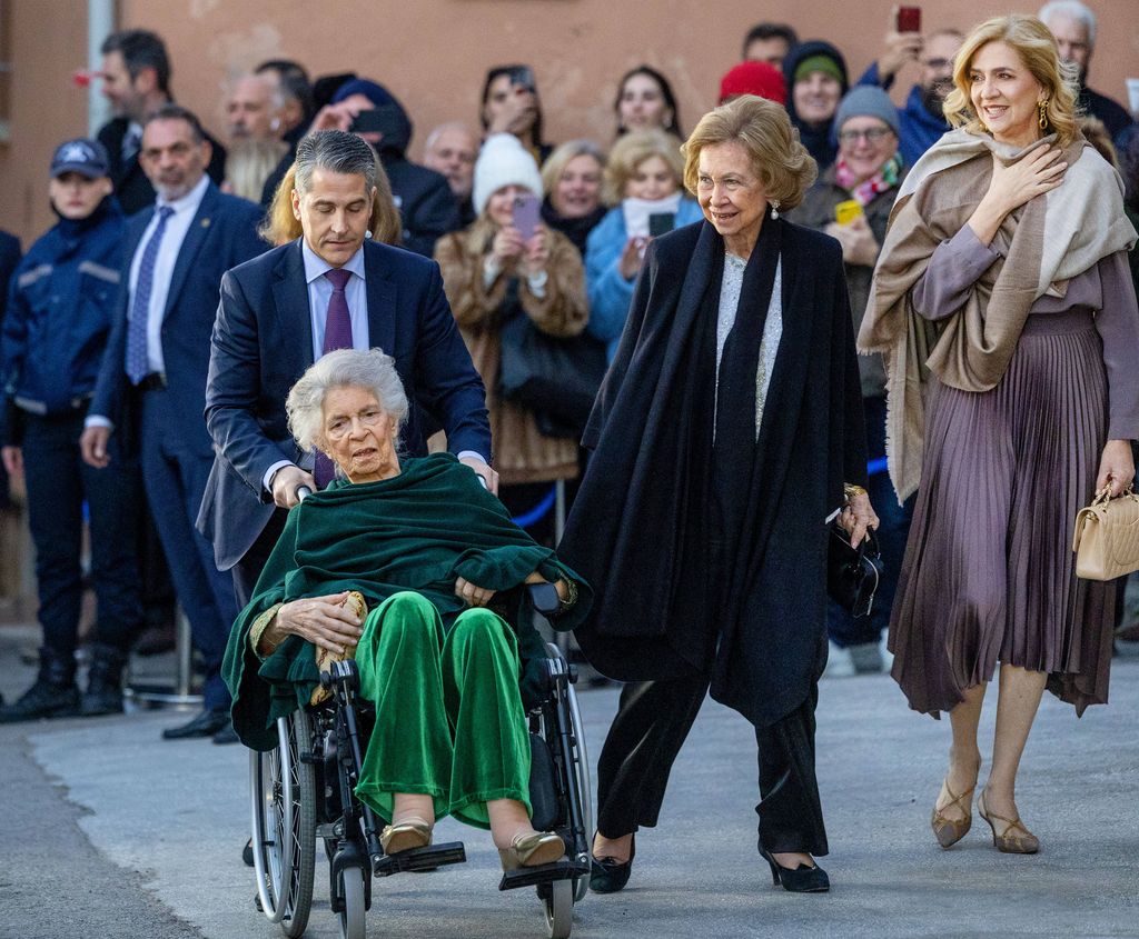 La reina Sofía, Irene de Grecia y la infanta Cristina en la boda de Nicolás de Grecia