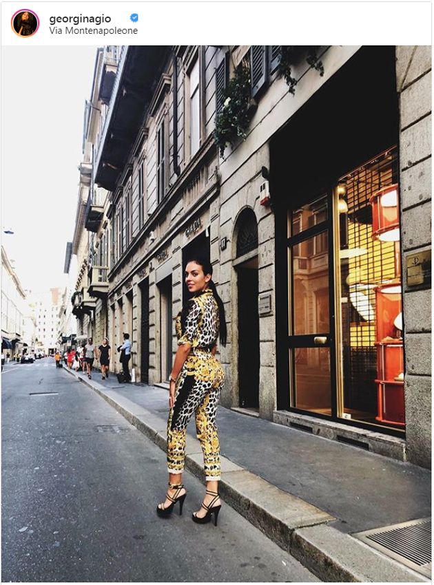 Georgina Rodríguez y su llamativo look para pasear por Milán