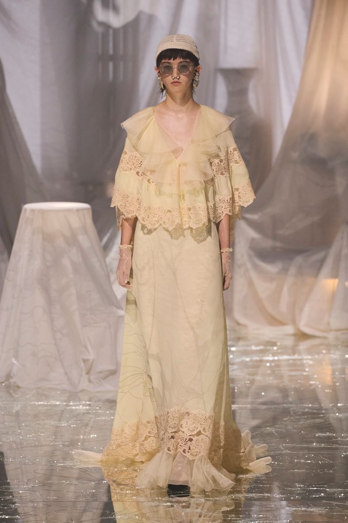 Paris Fashion Week: Valentino Primavera/Verano 2025