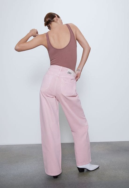 Pantalones rosas de Zara