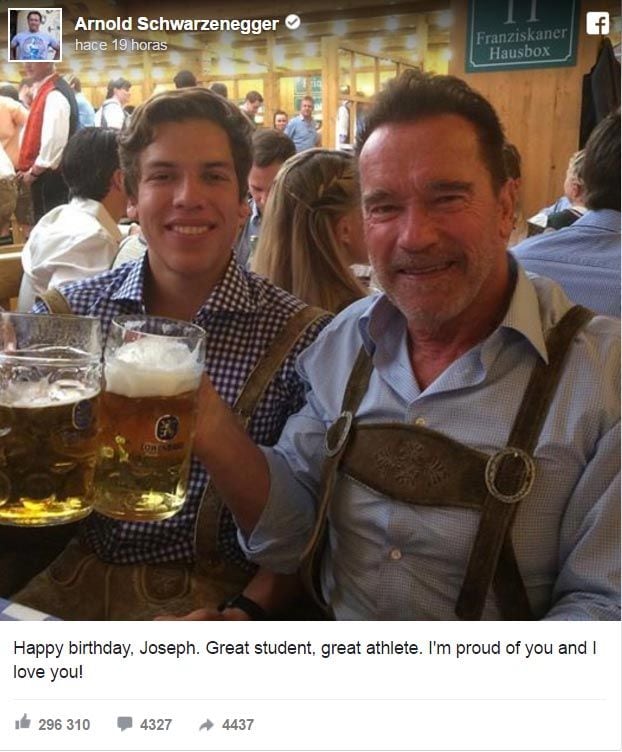 El actor Arnold Schwarzenegger ha brindado con su hijo Joseph, con el que cada vez se le ve más a menudo, por el cumpleaños de este
