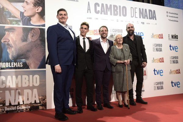 Antonio Bachiller, Miguel Herrán y Luis Tosar componen el reparto, junto a Antonia Guzmán y María Miguel, de A Cambio de Nada
