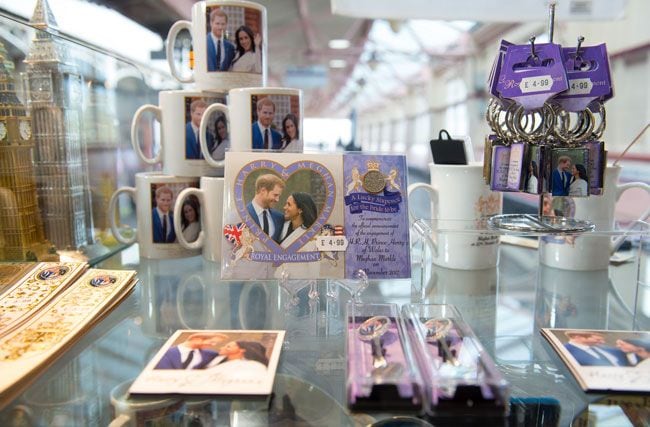 merchandising boda meghan harry