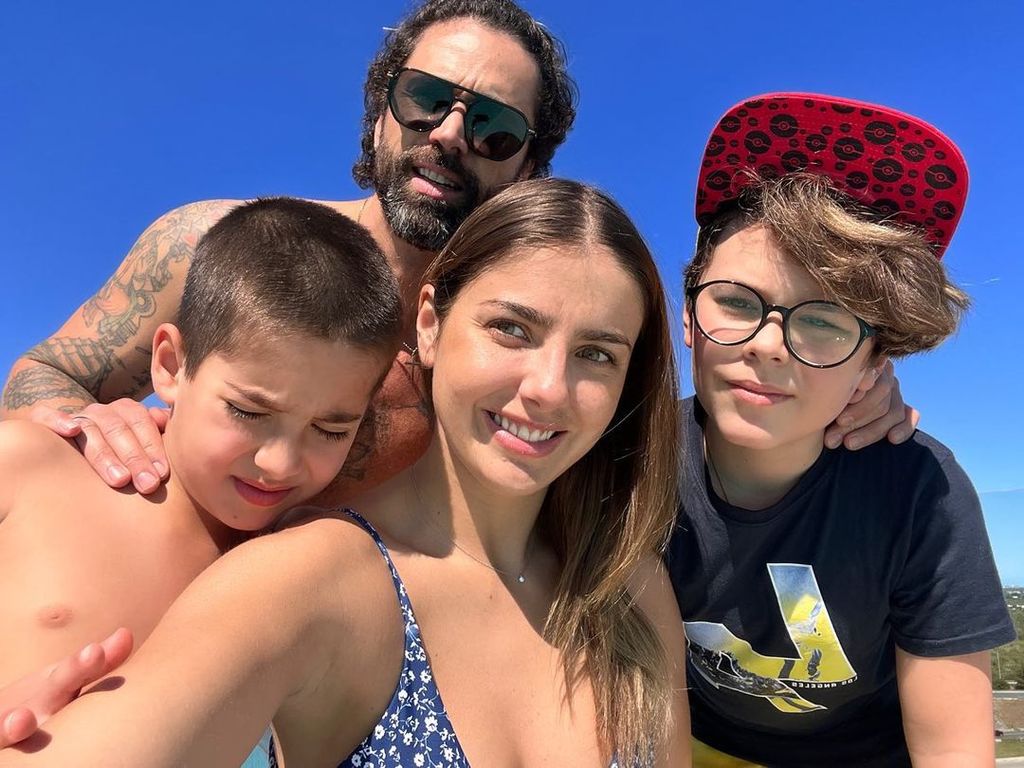 Michelle Renaud, Matías Novoa y sus hijos