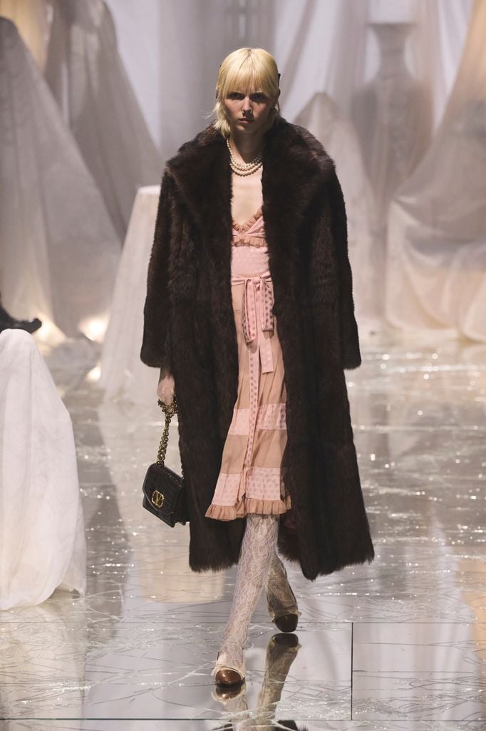 Paris Fashion Week: Valentino Primavera/Verano 2025