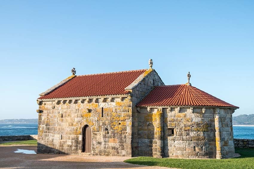 Ermita de la playa de A Lanzada, Pontevedra, Galicia