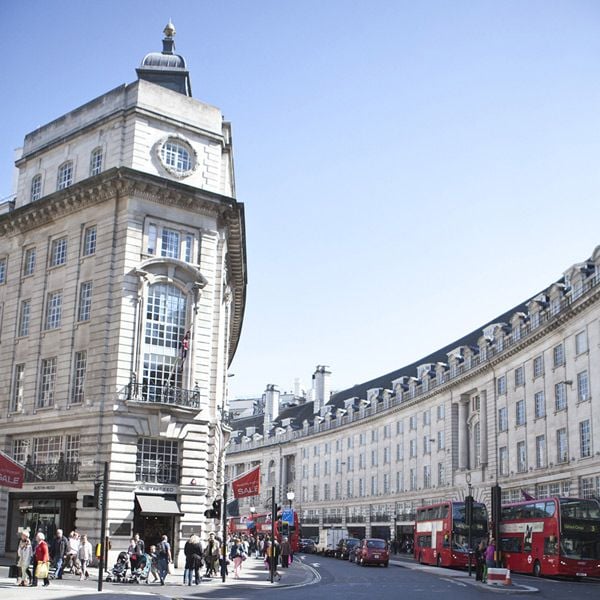 La arquitectura georgiana da todo su carácter a Regent Street, una de las calles comerciales más conocidas del mundo
