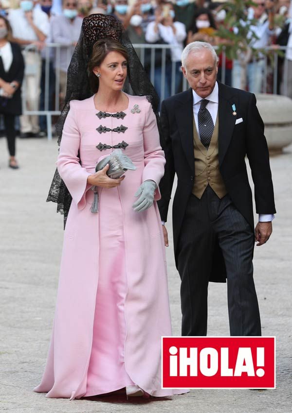 Sofía landaluce y melgarejo en la boda de su hijo