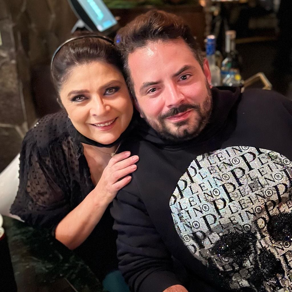 Victoria Ruffo y José Eduardo Derbez