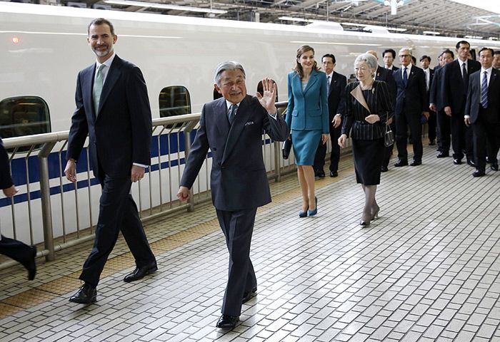 reyes-japon-tren-gtres