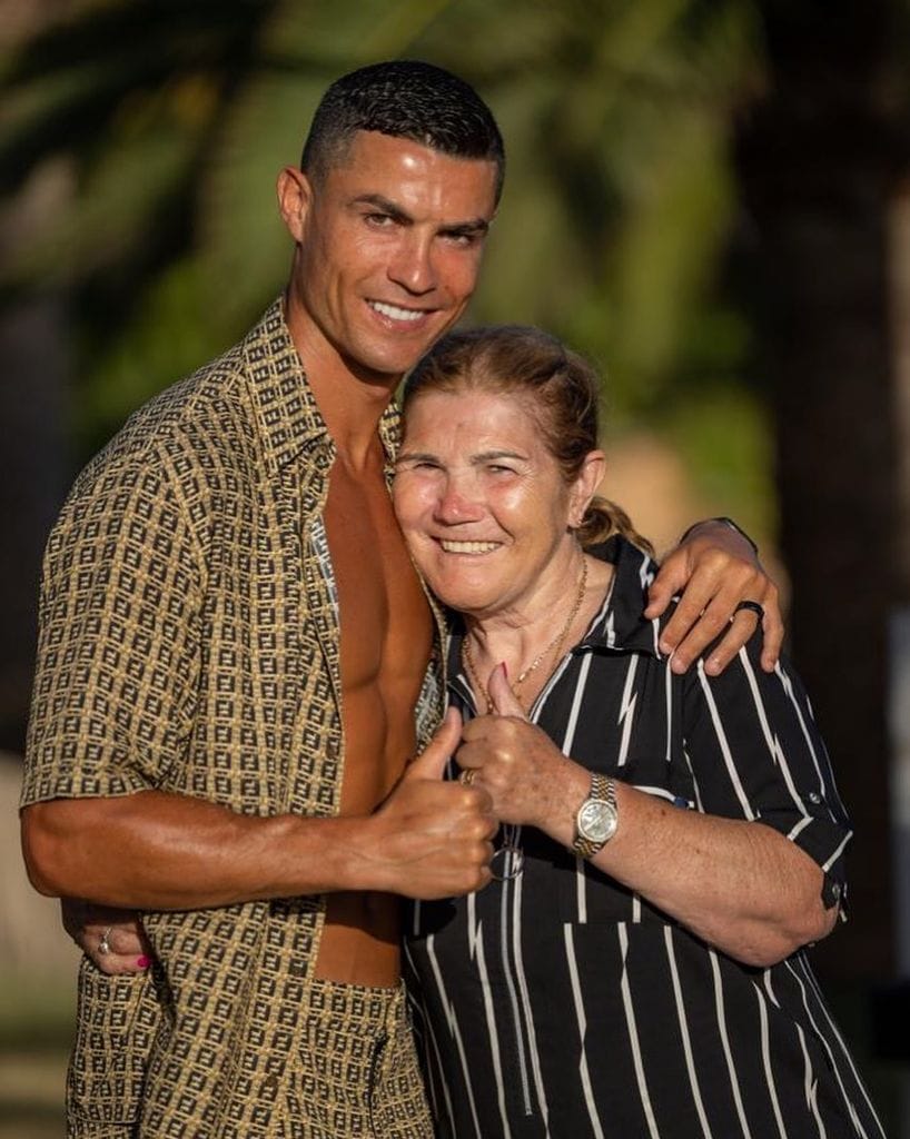 Cristiano Ronaldo honra a las mujeres de su vida