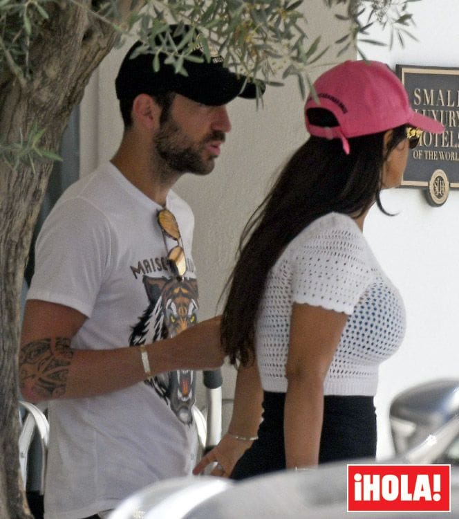 Cesc Fábregas y Daniella Semaan disfrutan de una breve luna de miel tras una semana de celebraciones