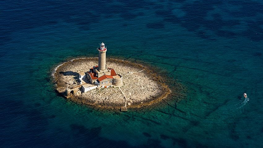 faro porer istria croacia