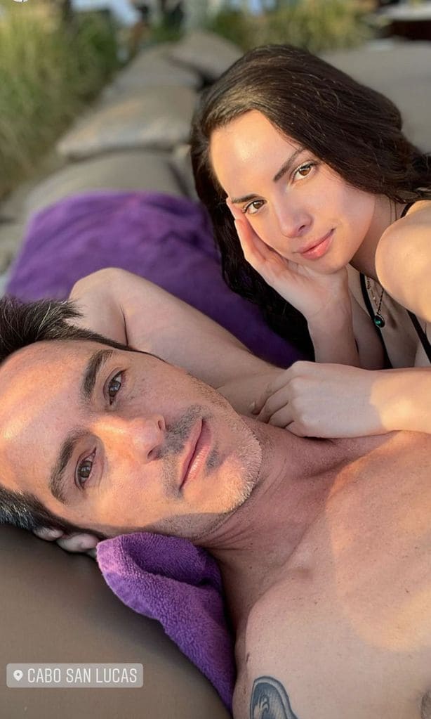 Mauricio Ochmann y su novia Paulina Burrola