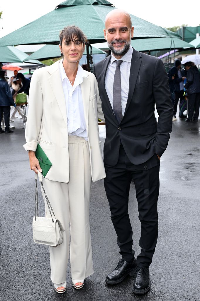 Cristina Serra y Pep Guardiola en el sexto día de Wimbledon en julio de 2024.