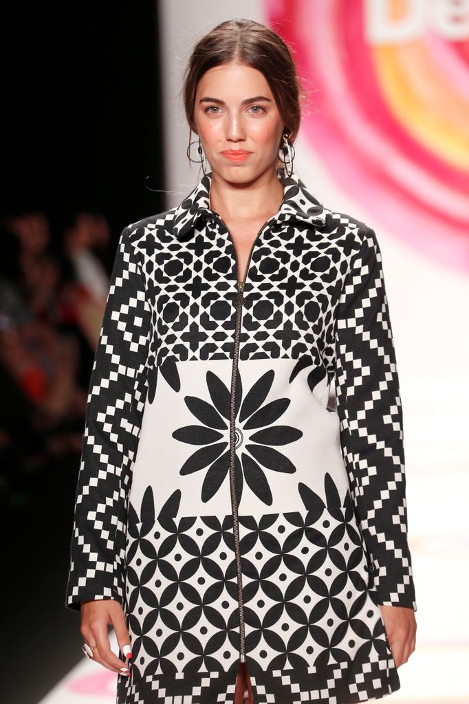 Amber Le Bon fue la estrella del desfile de la firma española Desigual en septiembre de 2013 en Nueva York.