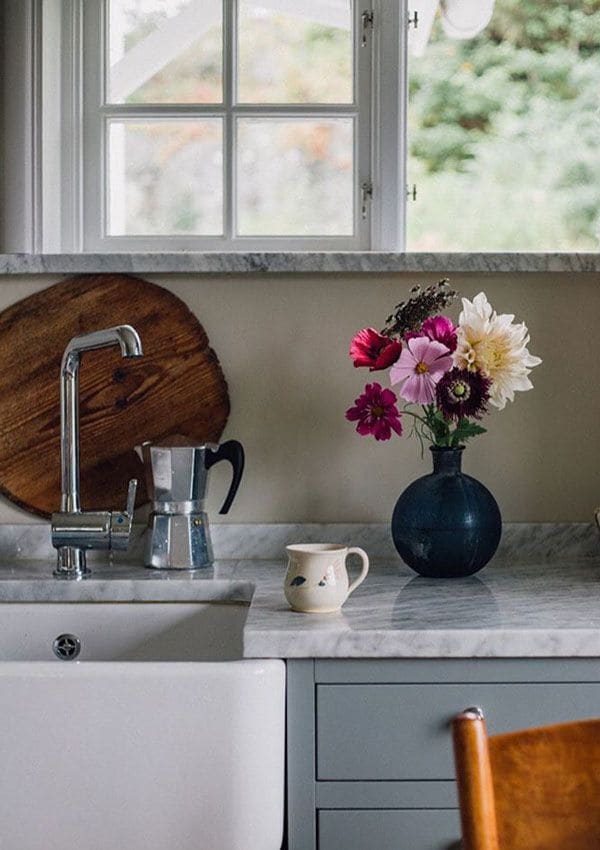 Decoración de cocina con flores