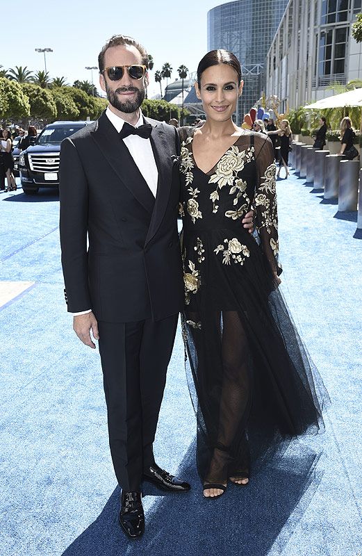 Joseph Fiennes y María Dolores Diéguez