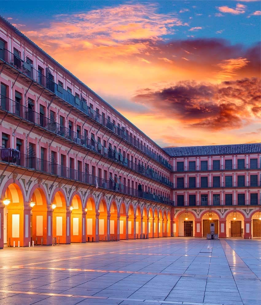 cordoba-plaza-corredera-noche